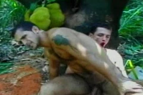 Gentlemens-homosexual - TailGaitors - scene 1