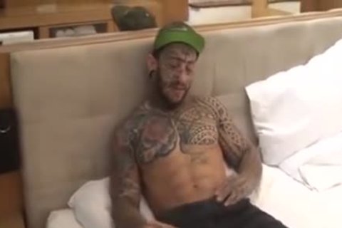 extreme Tatted lad nail