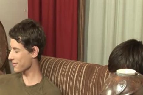 Bukkake twink sucking