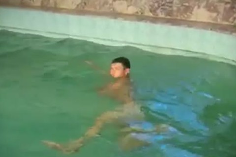horny boyz At The Swimming Pool