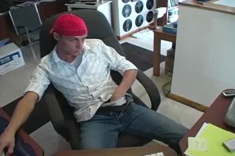 pretty teen With A Smooth And Toned Body Jack His gigantic 10-Pounder Off