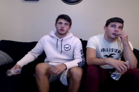 Liam & Ally On webcam