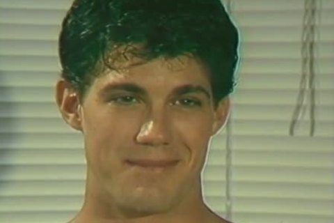 I don't know If u Can Handle It - I Have A Real large dick