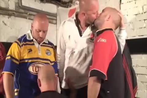 Tommylads English Blokes ( My X boyfriend Is One Off 'em )