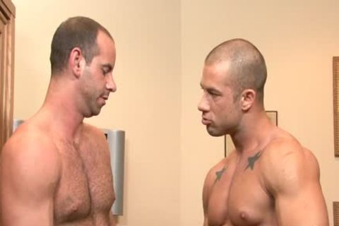 Girth Brooks & knob Daily - males Hard At Work