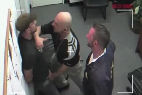 Cops hammer nasty Suspects