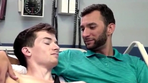 legal age teenager acquires nailed By Doctor