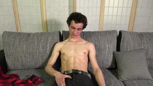 East Boys - Very cute amateur Alan needs fucking