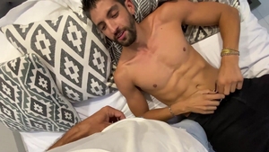 AmateurGayPOV: Big Cock, Tight Space